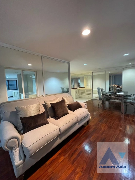 unit 3 Bedrooms  Condominium For Rent & Sale in Ploenchit, Bangkok  near BTS Ploenchit (AA43415)