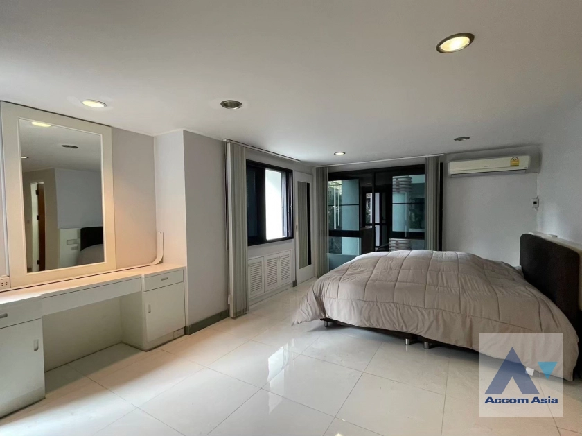 11  3 br Condominium for rent and sale in Ploenchit ,Bangkok BTS Ploenchit at La Maison Ruamrudee AA43415