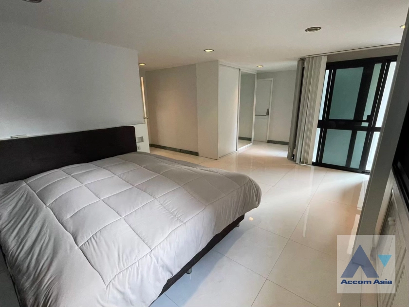 12  3 br Condominium for rent and sale in Ploenchit ,Bangkok BTS Ploenchit at La Maison Ruamrudee AA43415