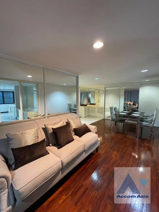 unit 3 Bedrooms  Condominium For Rent & Sale in Ploenchit, Bangkok  near BTS Ploenchit (AA43415)