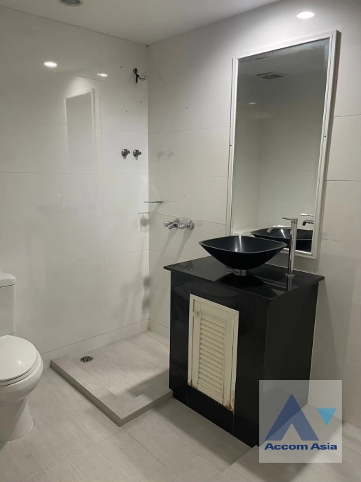 14  3 br Condominium for rent and sale in Ploenchit ,Bangkok BTS Ploenchit at La Maison Ruamrudee AA43415