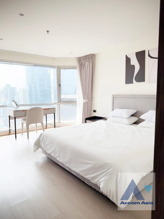 7  1 br Condominium For Sale in Sukhumvit ,Bangkok BTS Nana at Sukhumvit Suite AA43428