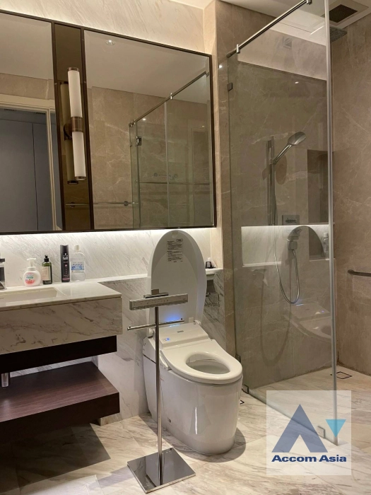 7  1 br Condominium For Rent in Ploenchit ,Bangkok BTS Chitlom at Sindhorn Residence AA43429