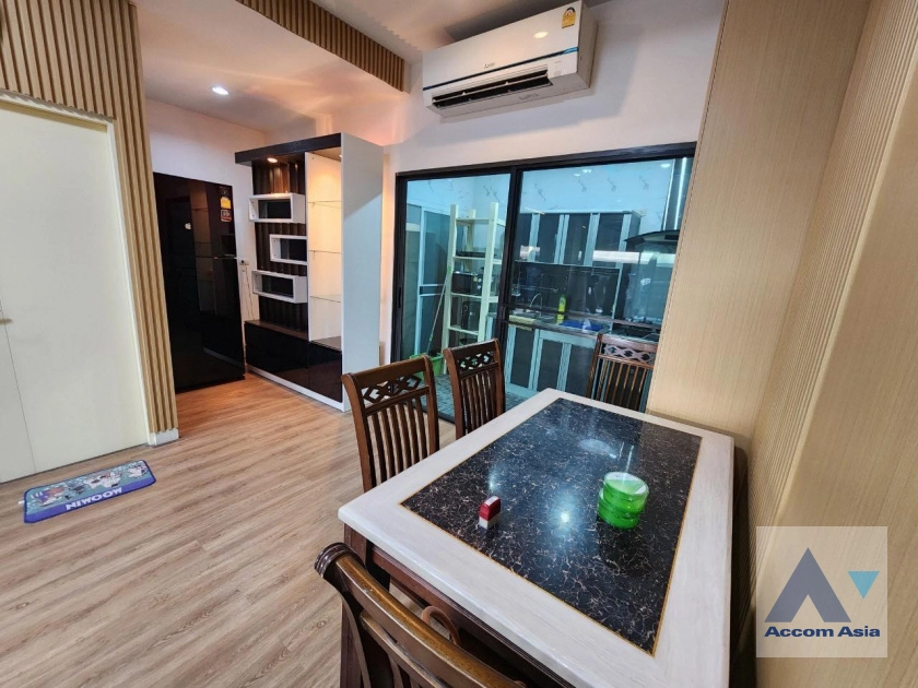  1  3 br Townhouse For Rent in Krungthep Kreetha ,Bangkok  at Newly modern style living place AA43431