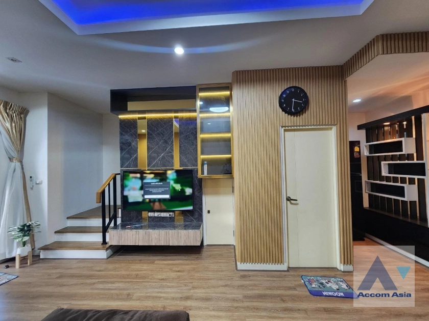 5  3 br Townhouse For Rent in Krungthep Kreetha ,Bangkok  at Newly modern style living place AA43431