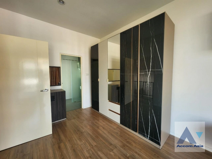 9  3 br Townhouse For Rent in Krungthep Kreetha ,Bangkok  at Newly modern style living place AA43431