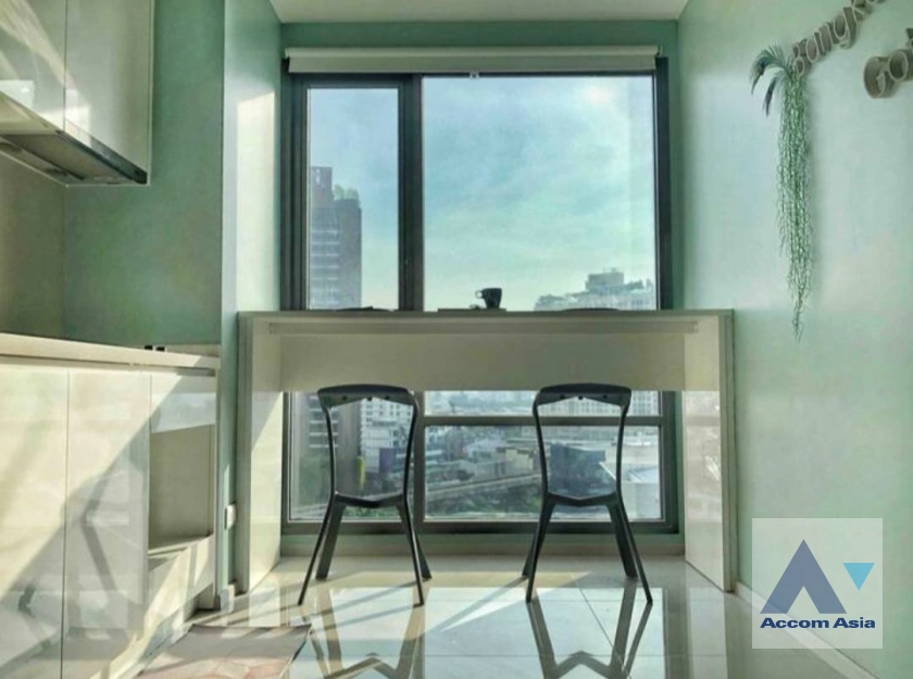 unit 1 Bedroom  Condominium For Rent in Sukhumvit, Bangkok  near BTS Ekkamai (AA43433)
