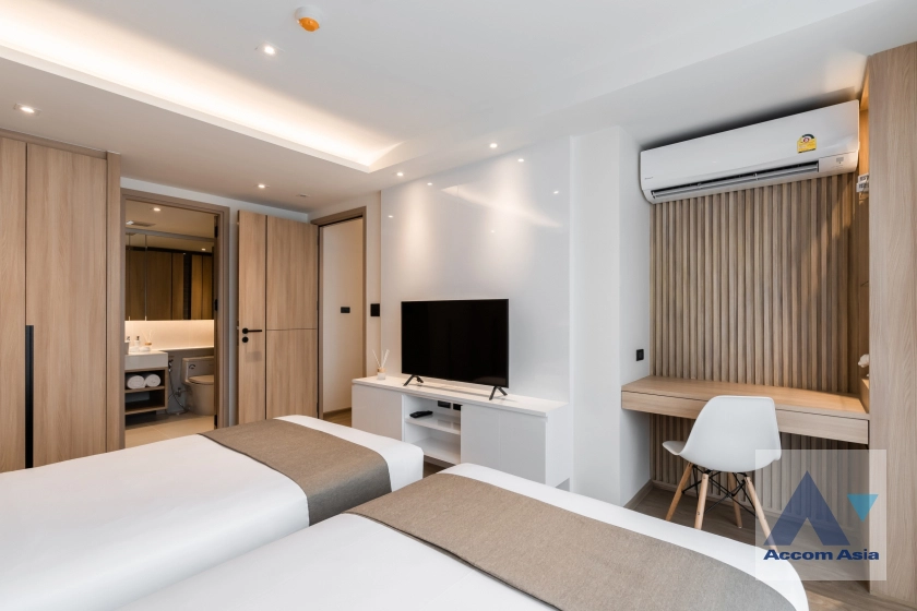 15  2 br Apartment For Rent in Sukhumvit ,Bangkok BTS Ekkamai at Luxury apartment AA43434