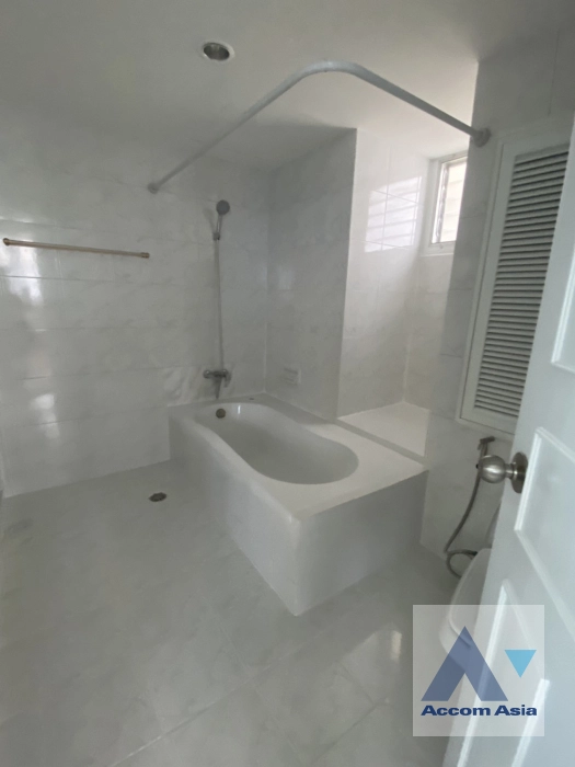 6  4 br Condominium for rent and sale in Sukhumvit ,Bangkok BTS Ekkamai at Tai Ping Tower AA43438