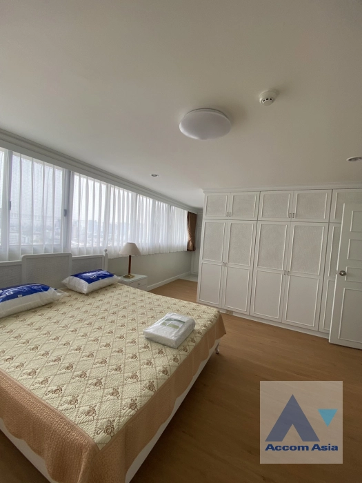 5  4 br Condominium for rent and sale in Sukhumvit ,Bangkok BTS Ekkamai at Tai Ping Tower AA43438