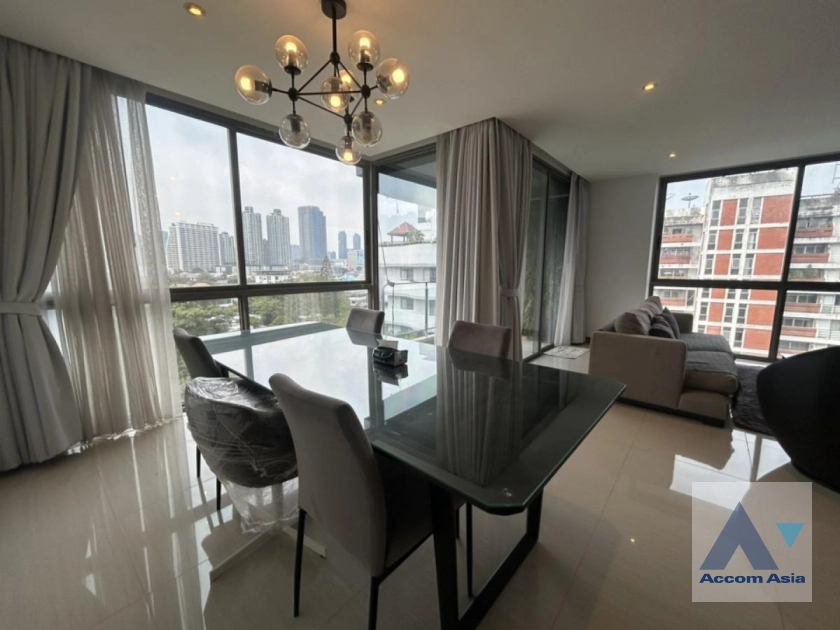 Pet friendly | Downtown 49 Condominium  3 Bedroom for Sale & Rent BTS Phrom Phong in Sukhumvit Bangkok