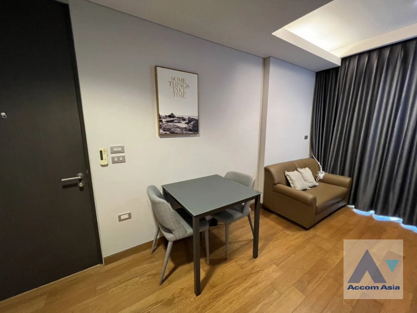 unit 1 Bedroom  Condominium For Rent in Sukhumvit, Bangkok  near BTS Phrom Phong (AA43446)