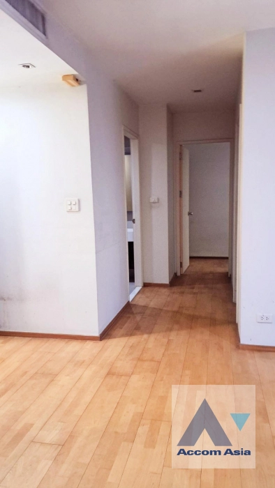 7  2 br Condominium For Sale in Sukhumvit ,Bangkok BTS Ekkamai at Issara at Sukhumvit 42 AA43448