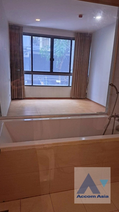 6  2 br Condominium For Sale in Sukhumvit ,Bangkok BTS Ekkamai at Issara at Sukhumvit 42 AA43448