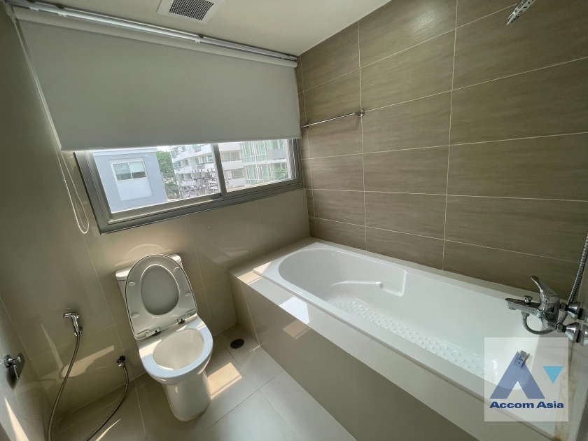 8  3 br Apartment For Rent in Sukhumvit ,Bangkok BTS Thong Lo at Modern spacious residence AA43452