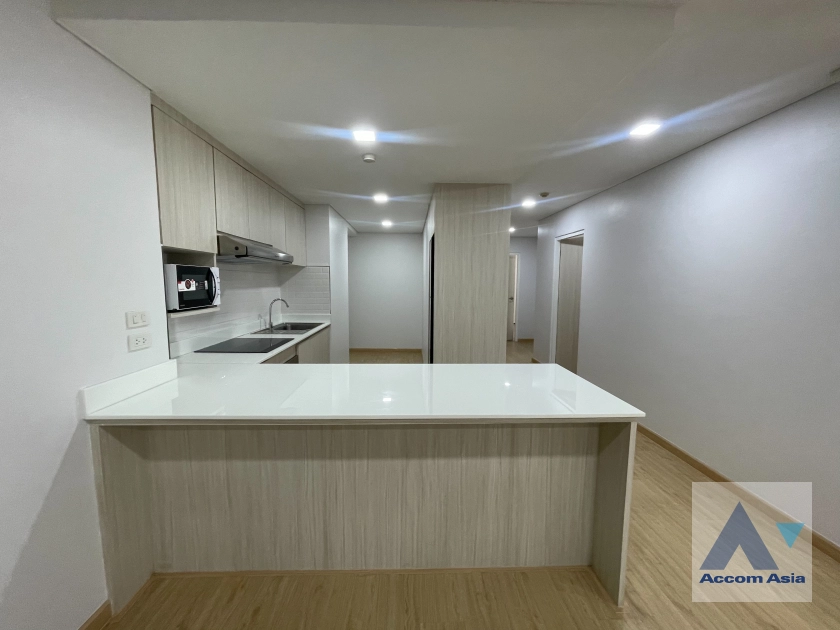 5  2 br Apartment For Rent in Sukhumvit ,Bangkok BTS Thong Lo at Modern spacious residence AA43453