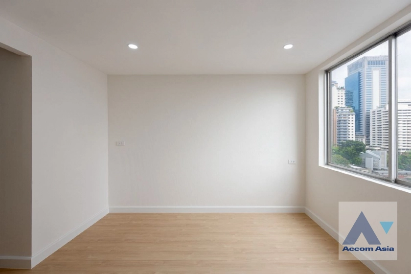 12  3 br Condominium For Sale in Sukhumvit ,Bangkok BTS Asok - MRT Sukhumvit at Prestige Tower AA43454