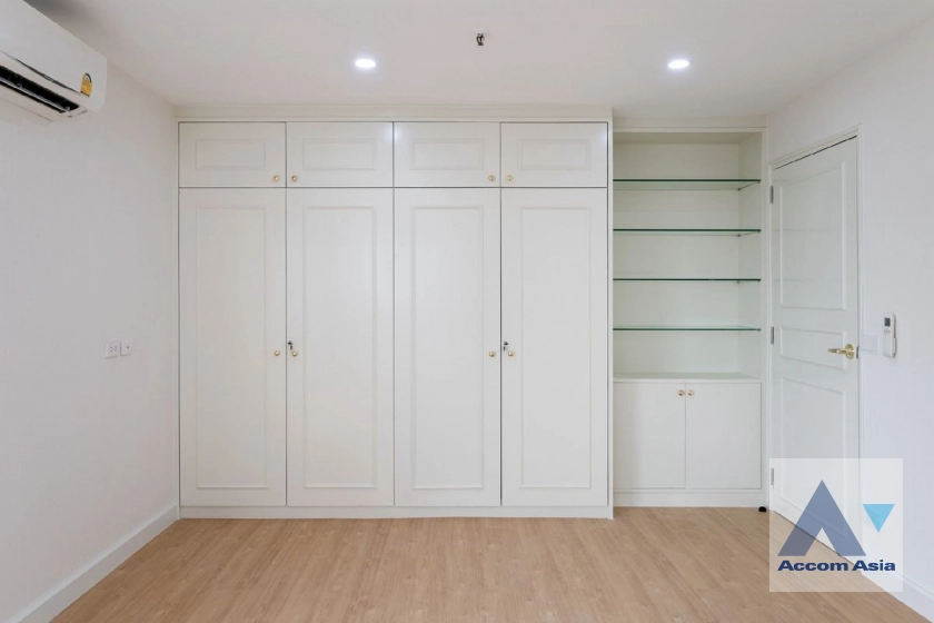 11  3 br Condominium For Sale in Sukhumvit ,Bangkok BTS Asok - MRT Sukhumvit at Prestige Tower AA43454