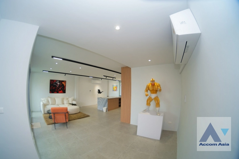 4  4 br House for rent and sale in Sukhumvit ,Bangkok BTS Bang Chak AA43455