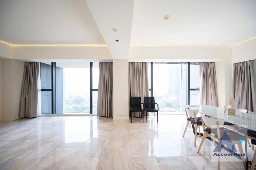 unitNewly renovated, Private Swimming Pool, Penthouse | Luxury condo in Sathorn with private pool and panoramic skyline view (AA43457)