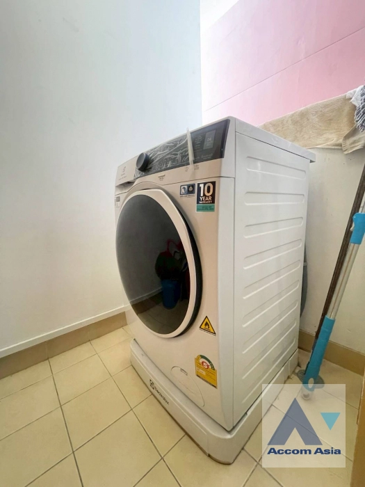 10  2 br Condominium For Rent in Sukhumvit ,Bangkok BTS Ekkamai at Fullerton Sukhumvit AA43462