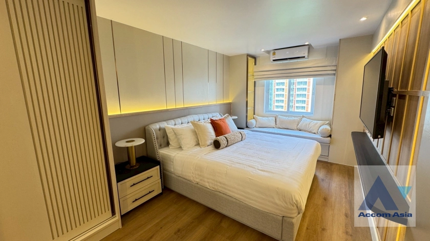 9  2 br Condominium for rent and sale in Sathorn ,Bangkok BTS Chong Nonsi - BRT Nararam 3 at Fortune Condo Town AA43465
