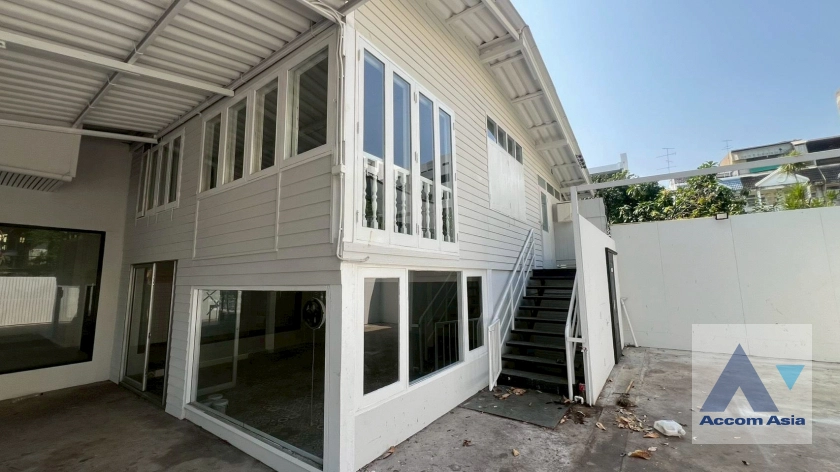 16  5 br House for rent and sale in Sathorn ,Bangkok BTS Chong Nonsi - BRT Arkhan Songkhro AA43469