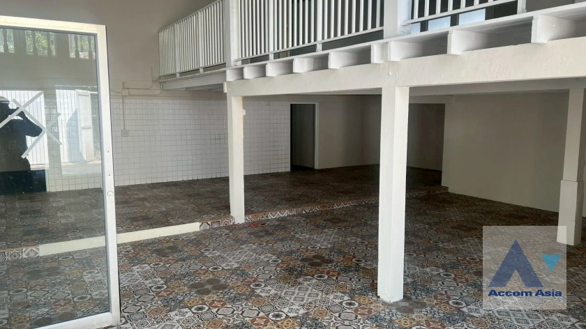 4  5 br House for rent and sale in Sathorn ,Bangkok BTS Chong Nonsi - BRT Arkhan Songkhro AA43469