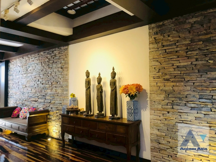 17  5 br Townhouse for rent and sale in Sathorn ,Bangkok BRT Nararam 3 at Modern style AA43471