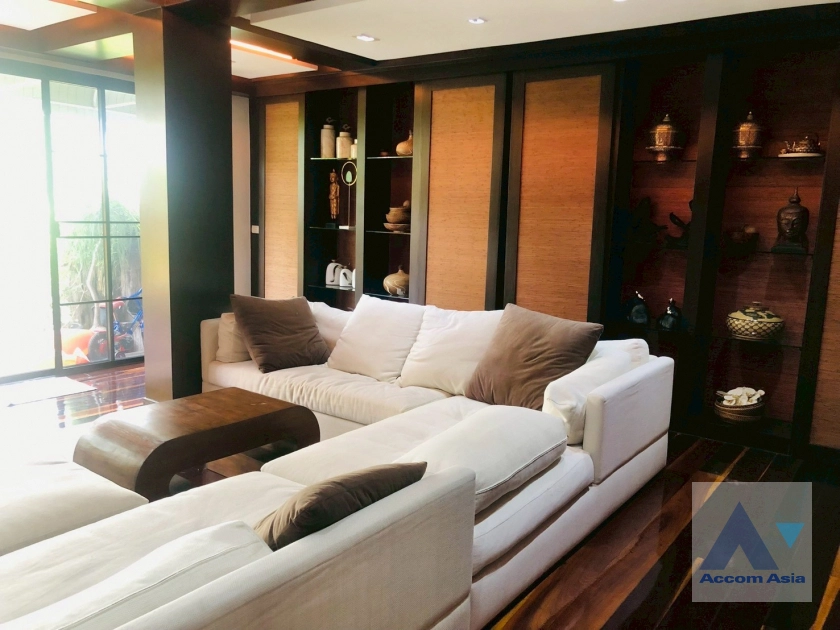  1  5 br Townhouse for rent and sale in Sathorn ,Bangkok BRT Nararam 3 at Modern style AA43471