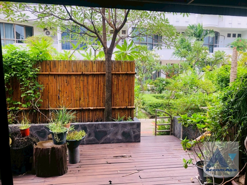 19  5 br Townhouse for rent and sale in Sathorn ,Bangkok BRT Nararam 3 at Modern style AA43471