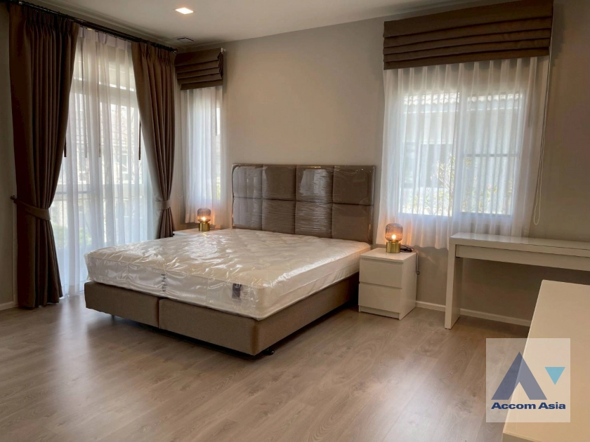 9  4 br House For Rent in Pattanakarn ,Bangkok  at Mantana Bangna-Wongwaen AA43473