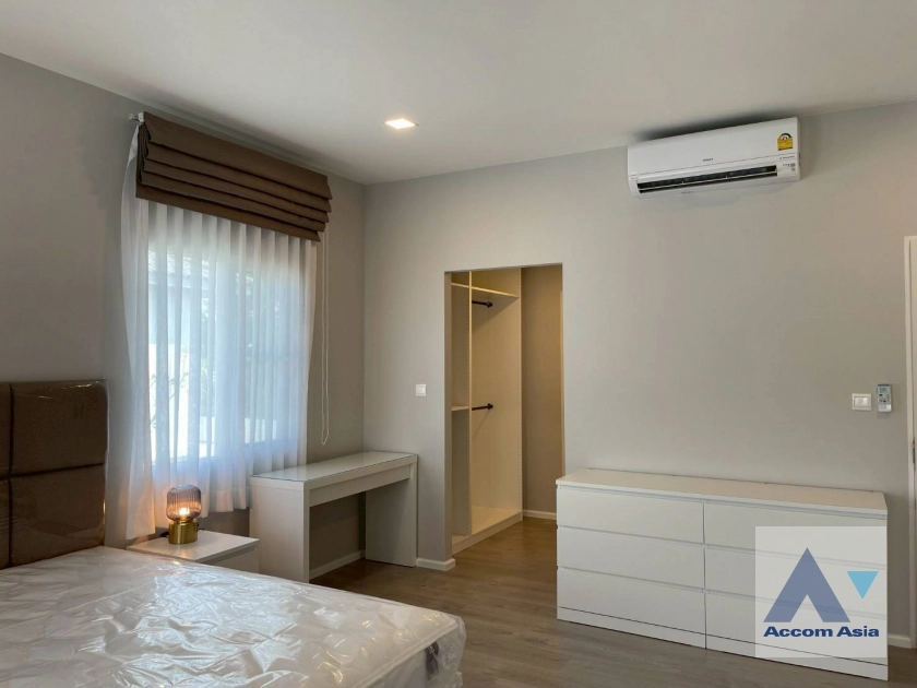 10  4 br House For Rent in Pattanakarn ,Bangkok  at Mantana Bangna-Wongwaen AA43473