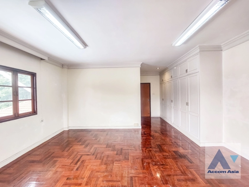 23  3 br House for rent and sale in Phaholyothin ,Bangkok  95771