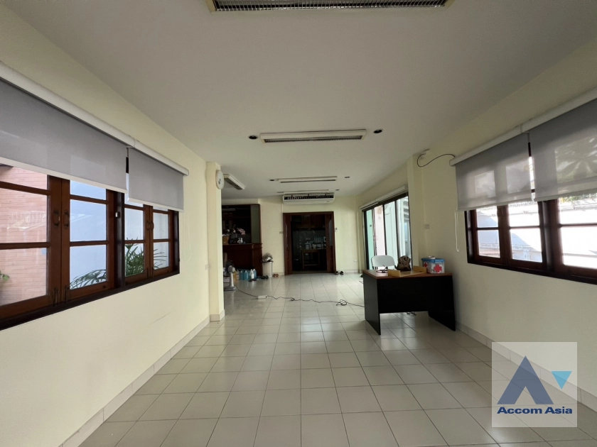 26  3 br House For Rent in Phaholyothin ,Bangkok  95771