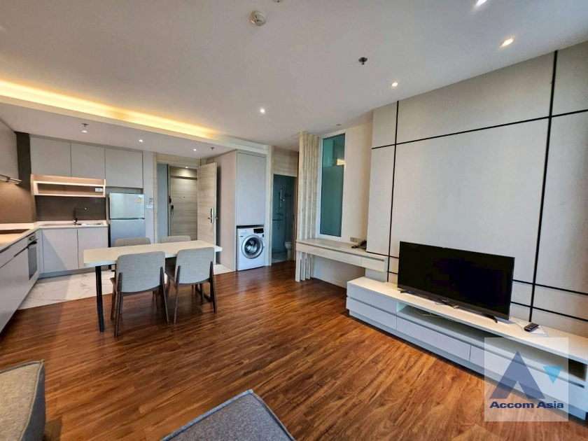 unit 3 Bedrooms  Apartment For Rent in Sukhumvit, Bangkok  near BTS Thong Lo (AA43478)