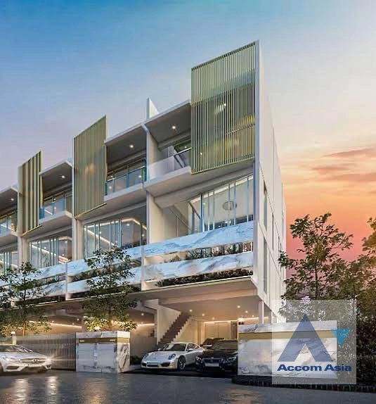  2  3 br House for rent and sale in Ratchadaphisek ,Bangkok MRT Lat Phrao at Luxury House AA43482