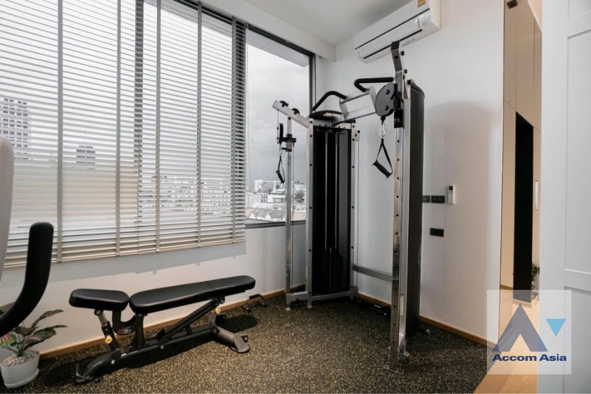 9  3 br House for rent and sale in Ratchadaphisek ,Bangkok MRT Lat Phrao at Luxury House AA43482