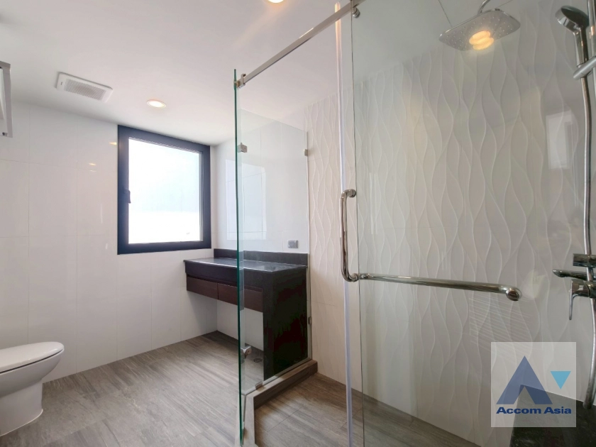 18  3 br Condominium For Rent in Sukhumvit ,Bangkok  at President Park Sukhumvit 24   AA43487