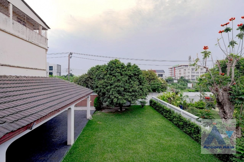 39  5 br House for rent and sale in Sukhumvit ,Bangkok BTS Punnawithi AA43488