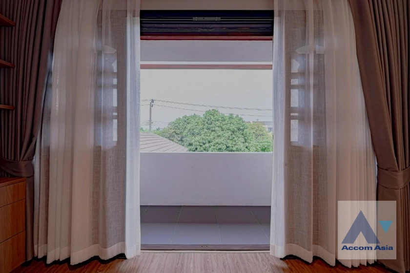 29  5 br House for rent and sale in Sukhumvit ,Bangkok BTS Punnawithi AA43488