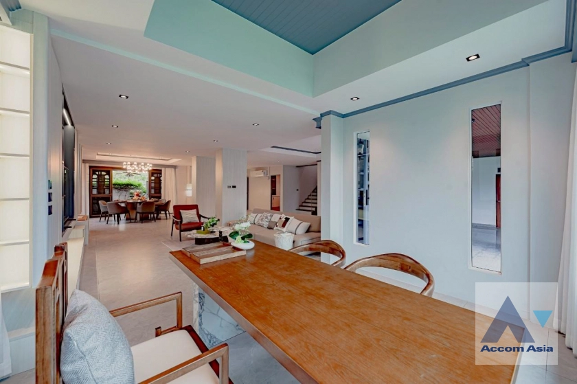 17  5 br House for rent and sale in Sukhumvit ,Bangkok BTS Punnawithi AA43488