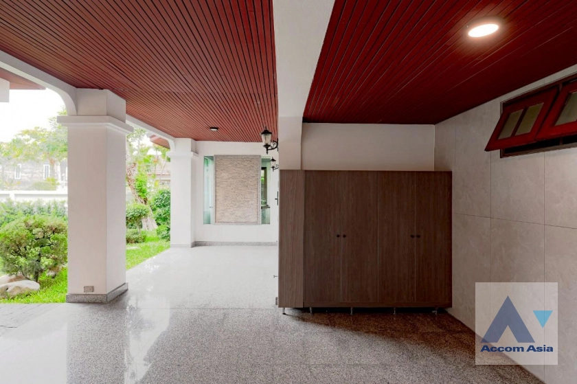 47  5 br House for rent and sale in Sukhumvit ,Bangkok BTS Punnawithi AA43488