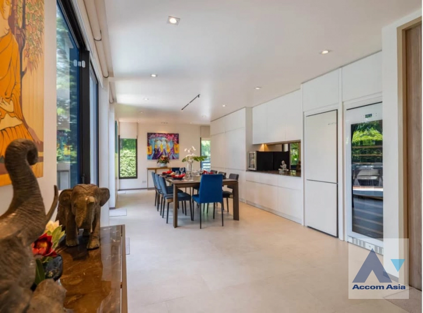 5  3 br House for rent and sale in Pattanakarn ,Bangkok  at Noble Thara Phatthanakan Village AA43496