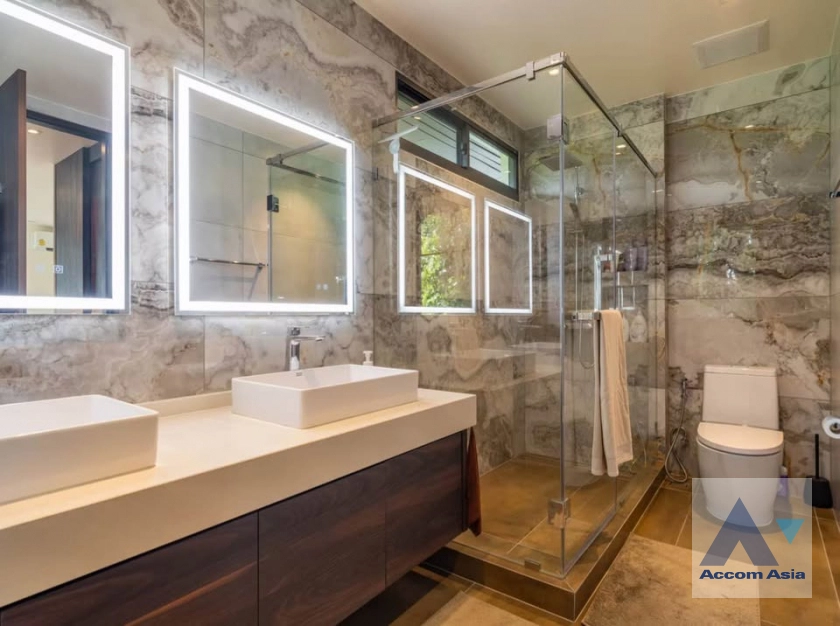 17  3 br House for rent and sale in Pattanakarn ,Bangkok  at Noble Thara Phatthanakan Village AA43496