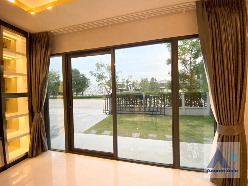 17  4 br House for rent and sale in Samutprakan ,Samutprakan  at The  Centro Bangna KM.7 AA43500