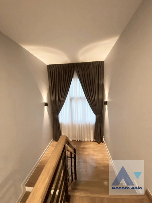 6  4 br House for rent and sale in Samutprakan ,Samutprakan  at The  Centro Bangna KM.7 AA43500