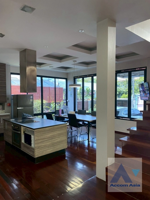 4  3 br House for rent and sale in Phaholyothin ,Bangkok  AA43501