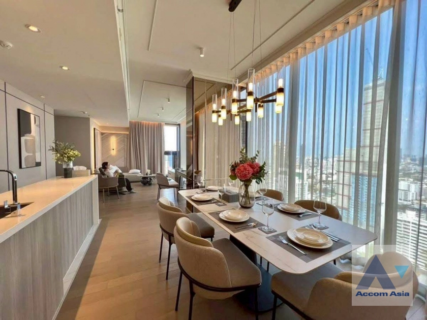 unit 3 Bedrooms  Condominium For Rent in Sukhumvit, Bangkok  near BTS Asok - MRT Sukhumvit (AA43502)