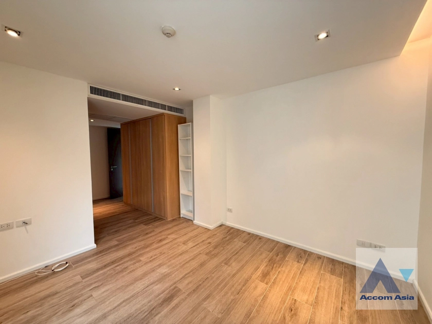 19  3 br Condominium for rent and sale in Sathorn ,Bangkok BTS Chong Nonsi at Baan Lux Sathorn AA43503